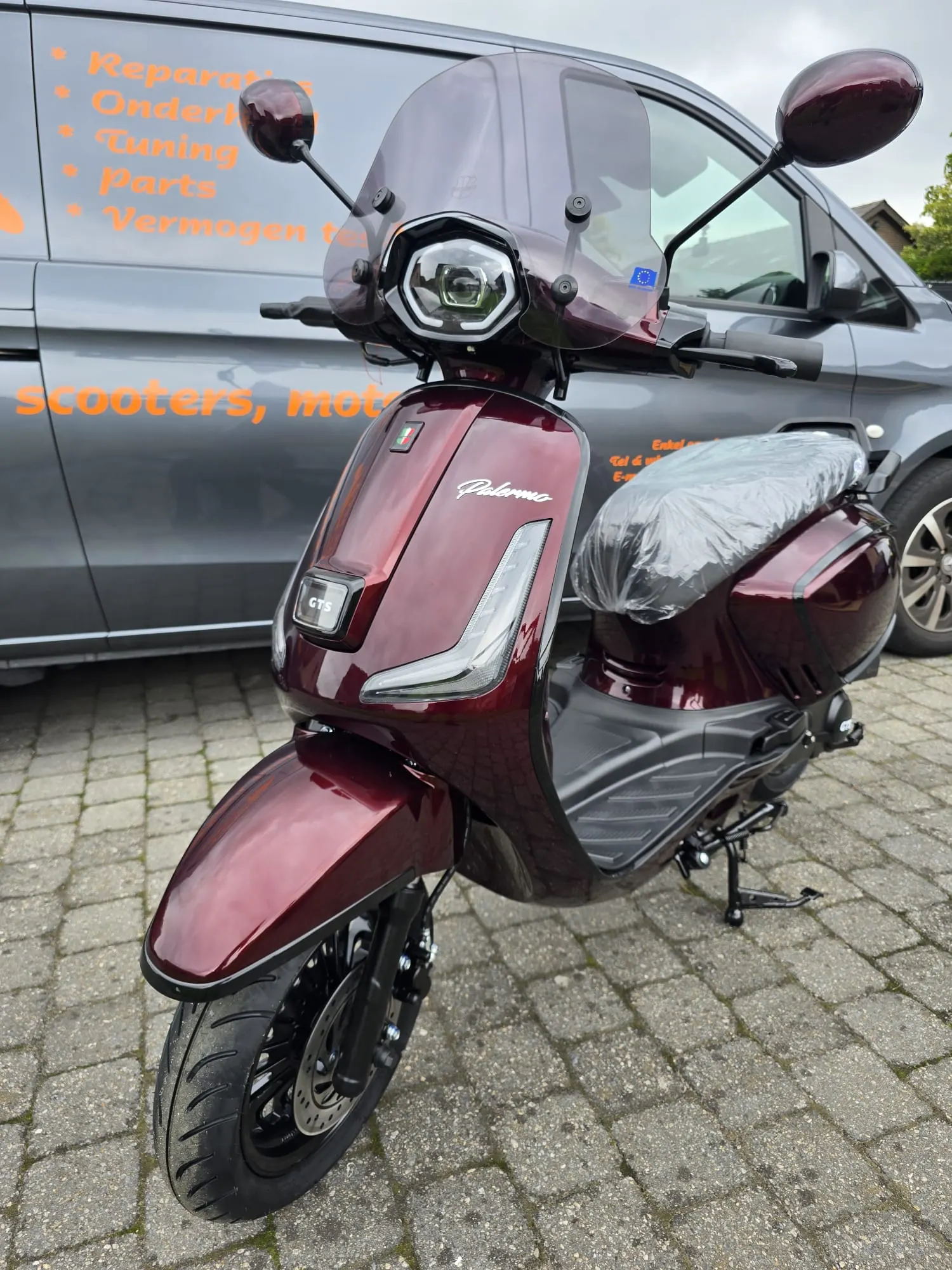 GTS Palermo in bordeauxrood bij Thunder Racing in Geel