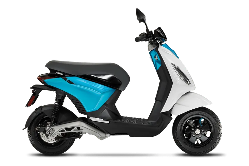 Piaggio Piaggio 1+ (45 km/u) in Arctic Mix