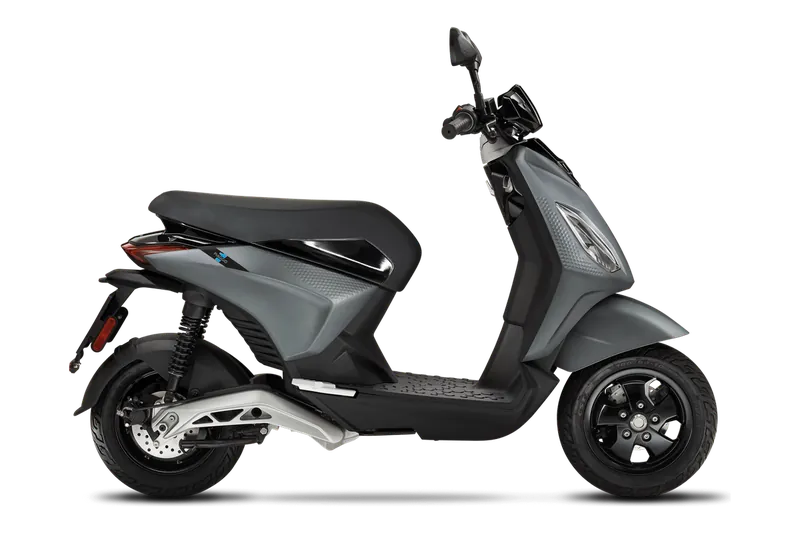 Piaggio Piaggio 1+ (45 km/u) in Forever Grey