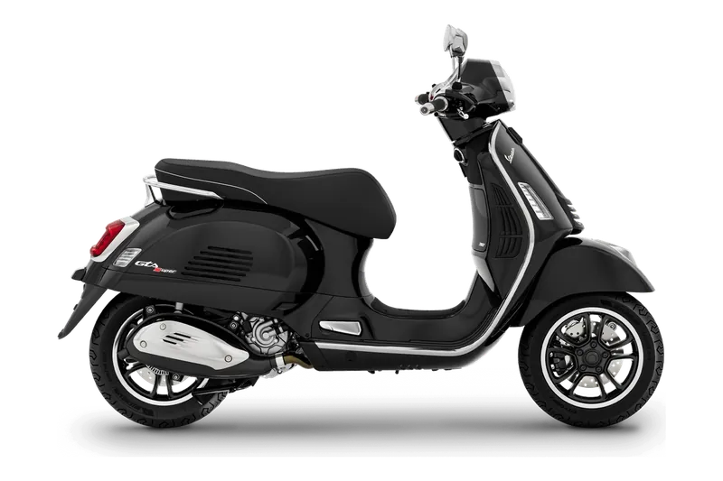 Vespa GTS Super 125 in Nero Convinto
